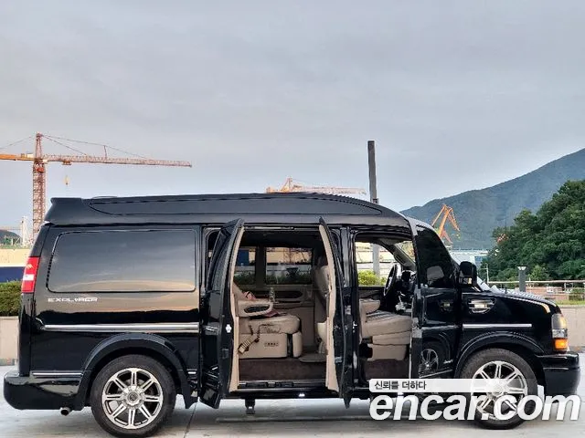 Chevrolet Express Van 2018 — фото 4