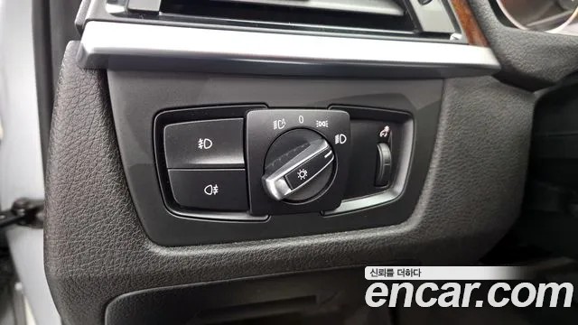 BMW 3-Series 2015 — фото 18