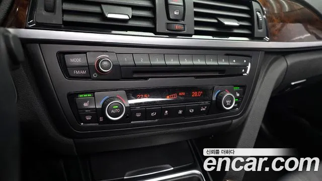 BMW 3-Series 2015 — фото 19