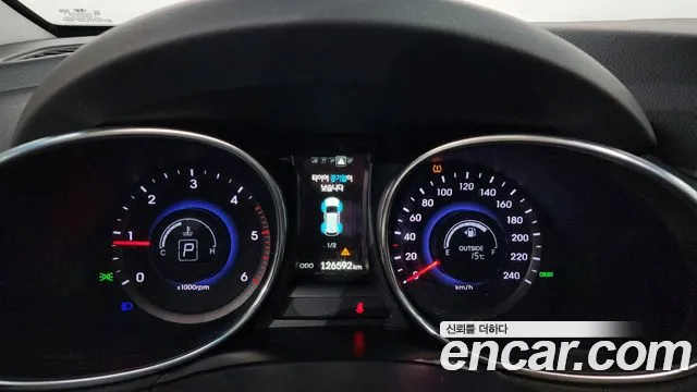 Hyundai Santafe 2015 — фото 11