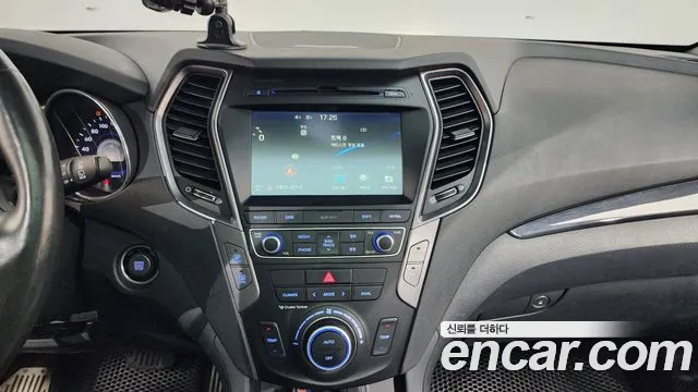 Hyundai Santafe 2015 — фото 18