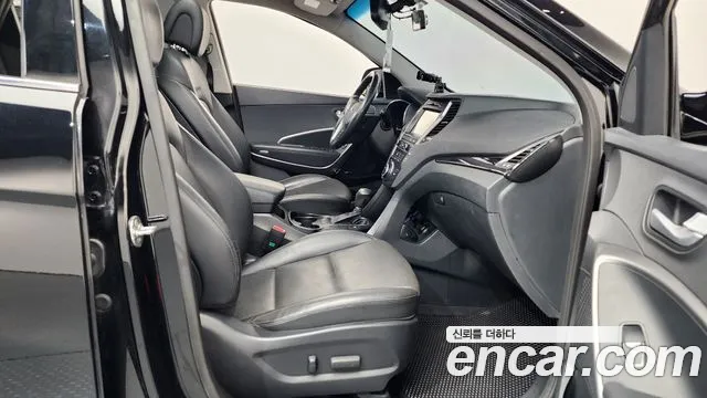 Hyundai Santafe 2015 — фото 16
