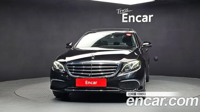 Mercedes-Benz E-Class 2017 — фото 3