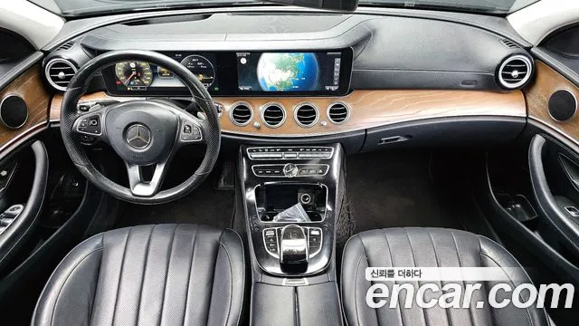 Mercedes-Benz E-Class 2017 — фото 7