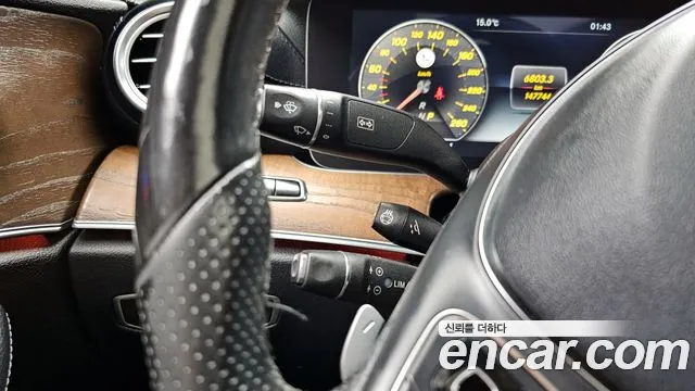 Mercedes-Benz E-Class 2017 — фото 16