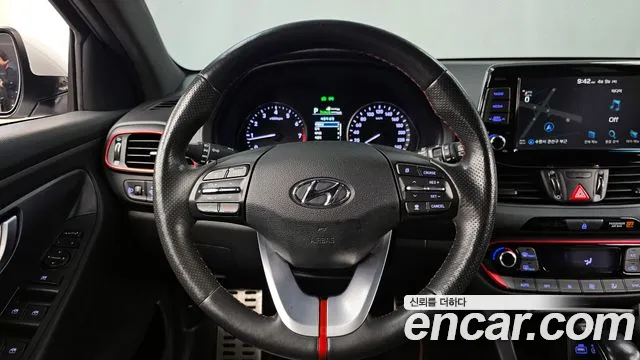 Hyundai i30 2018 — фото 13