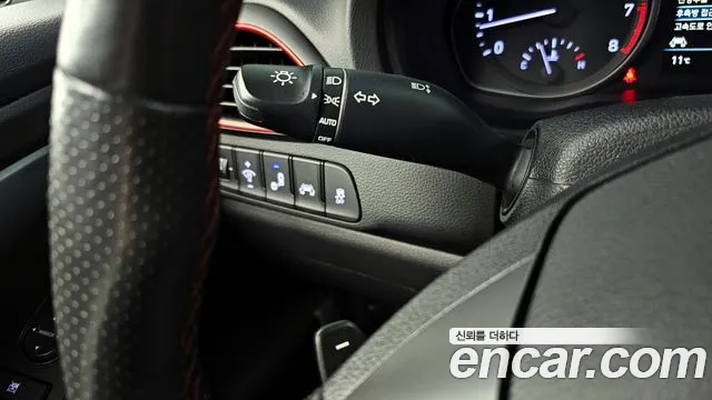 Hyundai i30 2018 — фото 15