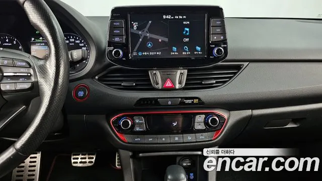 Hyundai i30 2018 — фото 16