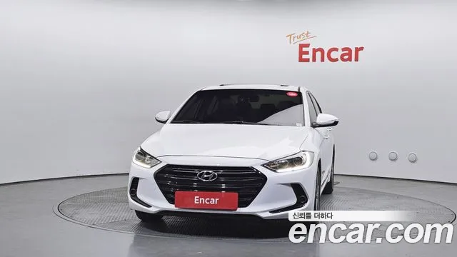 Hyundai AVANTE 2016 — фото 3