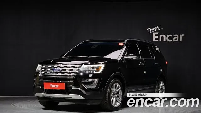 Ford Explorer 2017 — фото 1