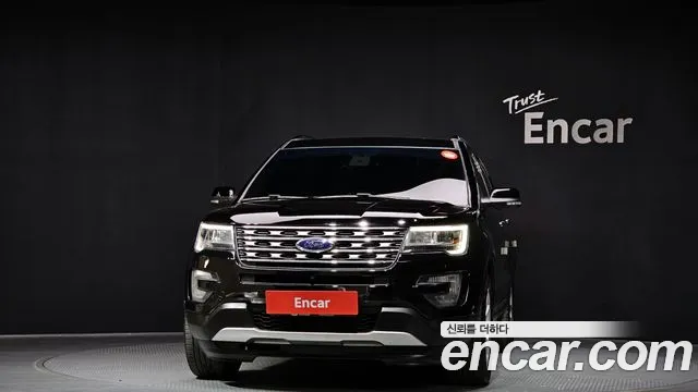 Ford Explorer 2017 — фото 3