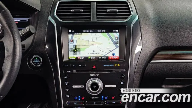 Ford Explorer 2017 — фото 14