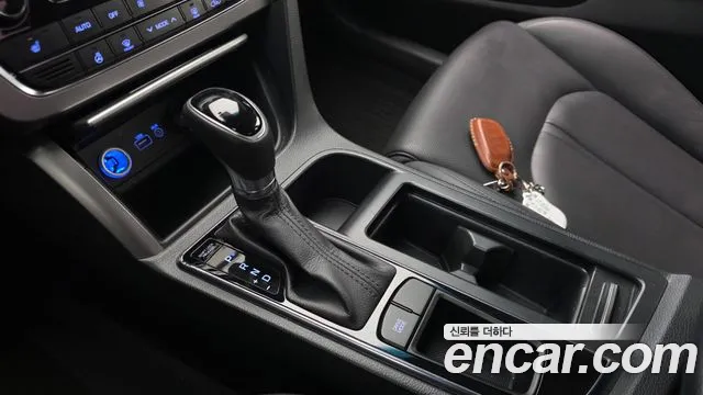 Hyundai Sonata 2015 — фото 11