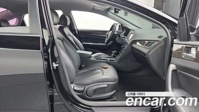 Hyundai Sonata 2015 — фото 17