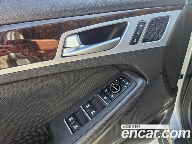 Hyundai Genesis 2016 — фото 11