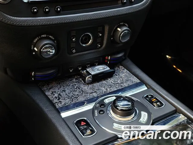 Rolls-Royce Ghost 2013 — фото 14