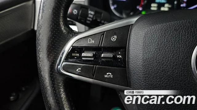 KG_Mobility_Ssangyong Rexton 2019 — фото 15