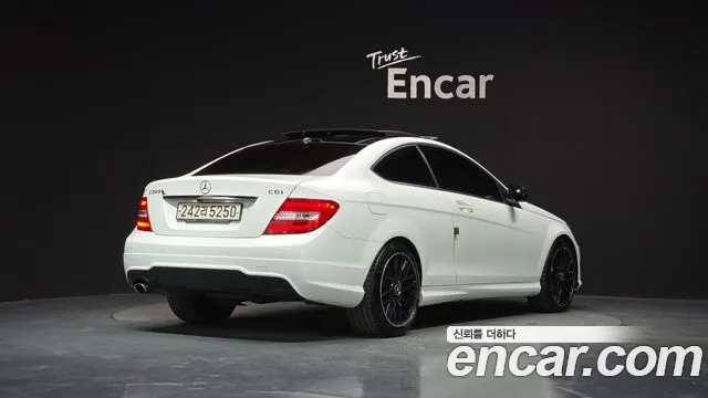 Mercedes-Benz C-Class 2013 — фото 2