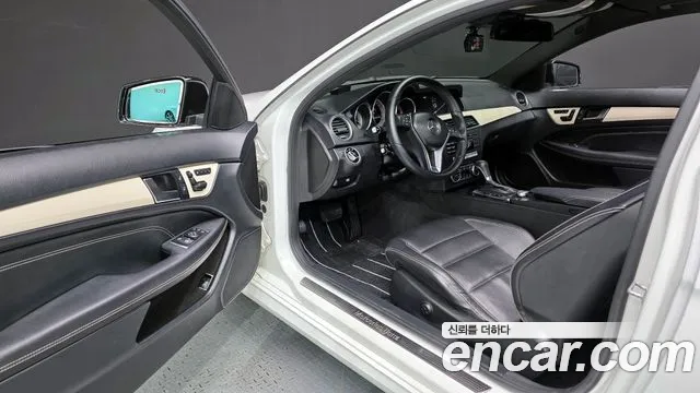 Mercedes-Benz C-Class 2013 — фото 10