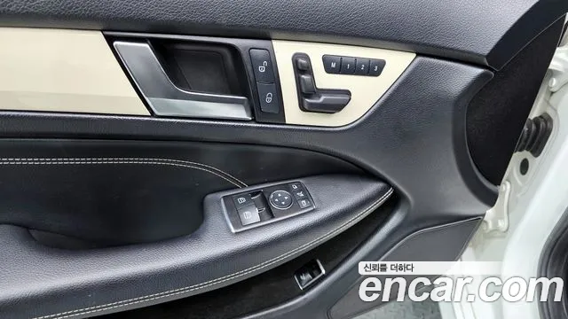 Mercedes-Benz C-Class 2013 — фото 16