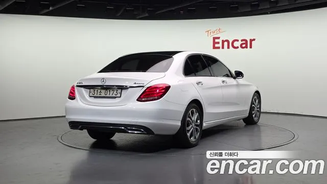 Mercedes-Benz C-Class 2016 — фото 2