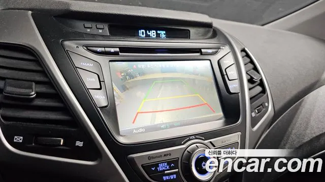 Hyundai AVANTE 2015 — фото 20