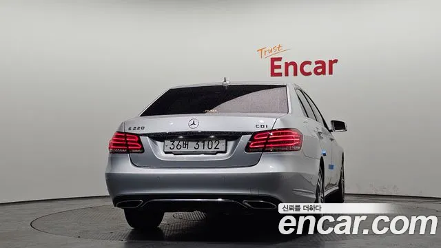 Mercedes-Benz E-Class 2014 — фото 4