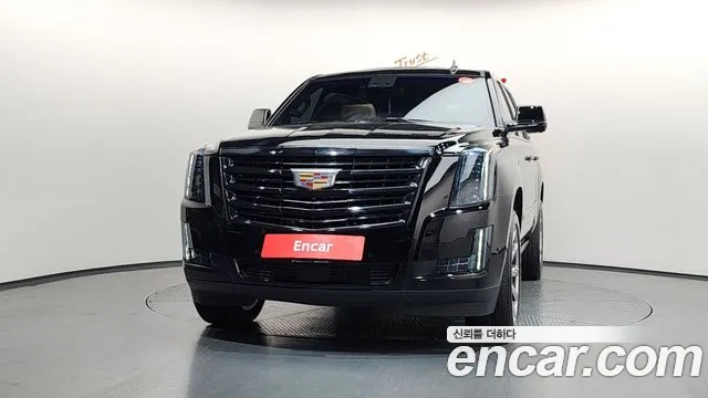 Cadillac Escalade 2019 — фото 3