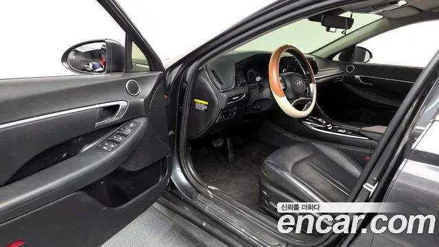 Hyundai Sonata 2020 — фото 13