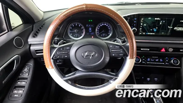 Hyundai Sonata 2020 — фото 19