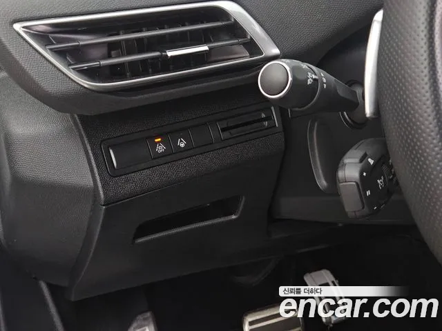 Peugeot 5008 2022 — фото 15