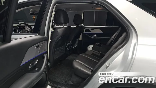 Mercedes-Benz GLE-Class 2019 — фото 18