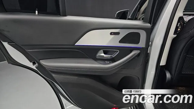 Mercedes-Benz GLE-Class 2019 — фото 15