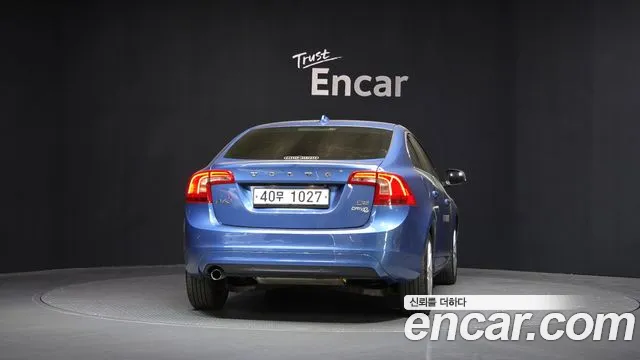 Volvo S60 2015 — фото 4