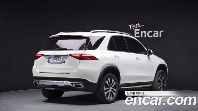 Mercedes-Benz GLE-Class 2023 — фото 2