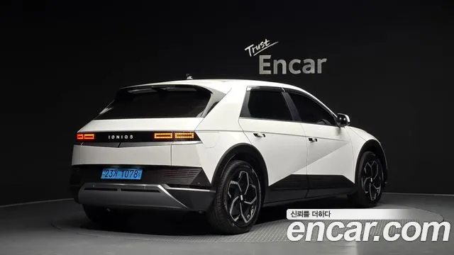 Hyundai Ioniq5 2023 — фото 2