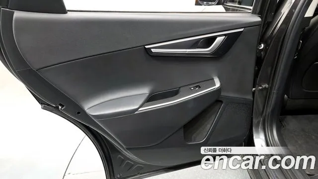Kia EV6 2022 — фото 15