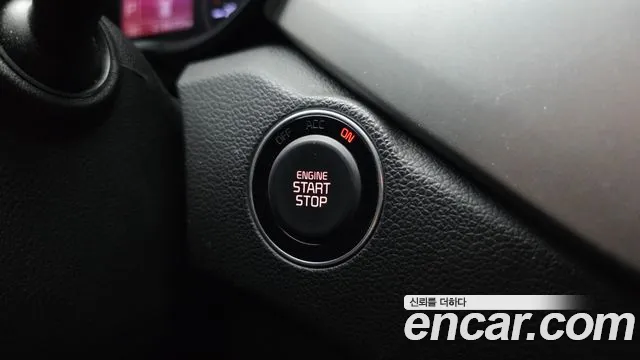 Kia Carens 2018 — фото 19