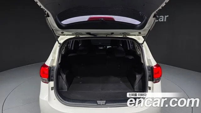 Kia Carens 2018 — фото 20