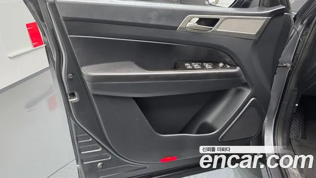 KG_Mobility_Ssangyong Rexton 2019 — фото 13