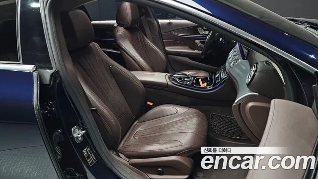 Mercedes-Benz CLS-Class 2019 — фото 11