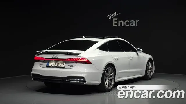 Audi A7 2021 — фото 2
