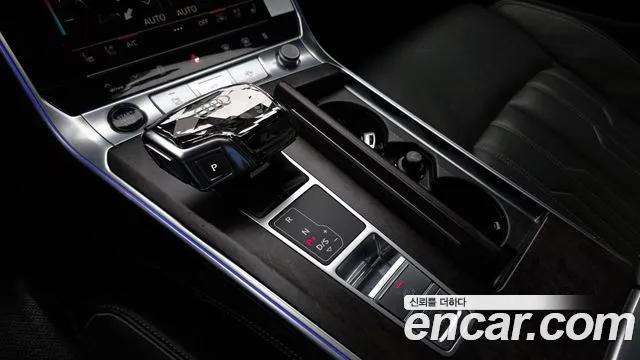Audi A7 2021 — фото 9