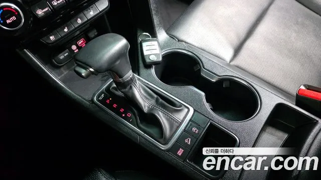 Kia Sportage 2017 — фото 12