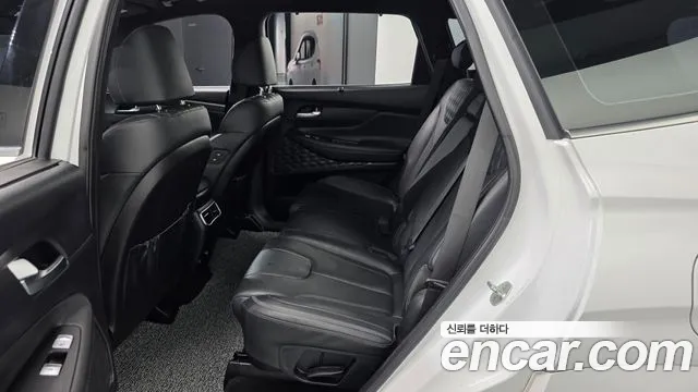 Hyundai Santafe 2021 — фото 12