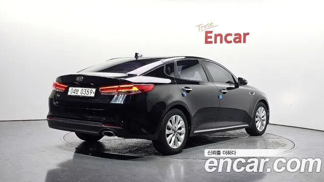 Kia K5 2017 — фото 2