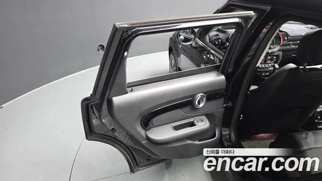 Mini Clubman 2019 — фото 15