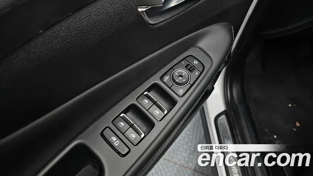 Hyundai Santafe 2021 — фото 13