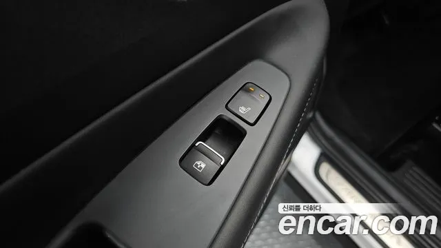 Hyundai Santafe 2021 — фото 19