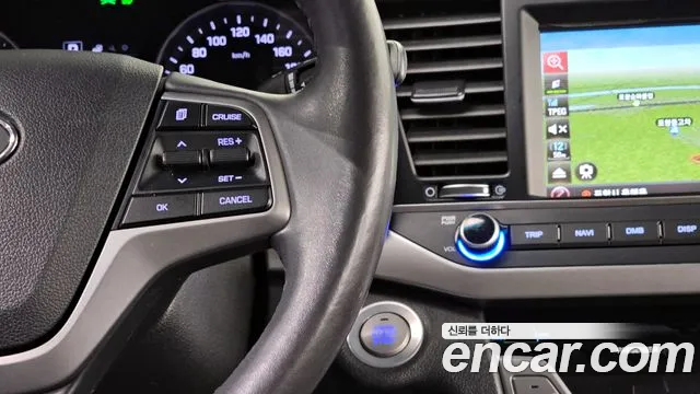 Hyundai AVANTE 2016 — фото 13